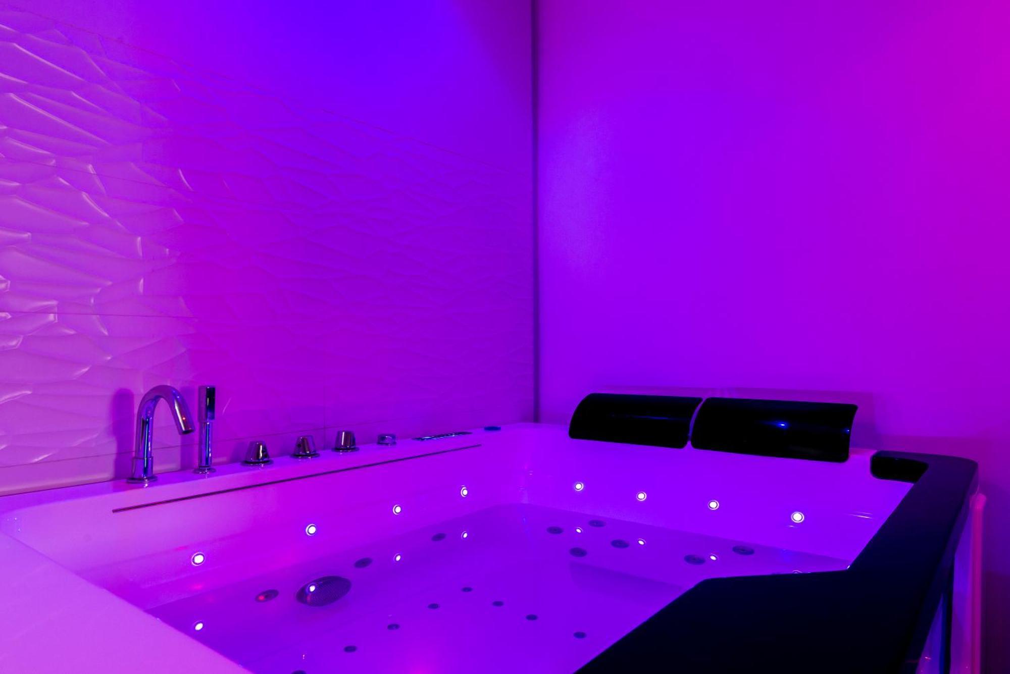Suite And Spa 21 디종 외부 사진